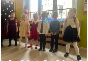 Dzieci z grupy II występują