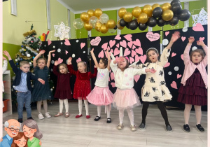 Dzieci z grupy II występują